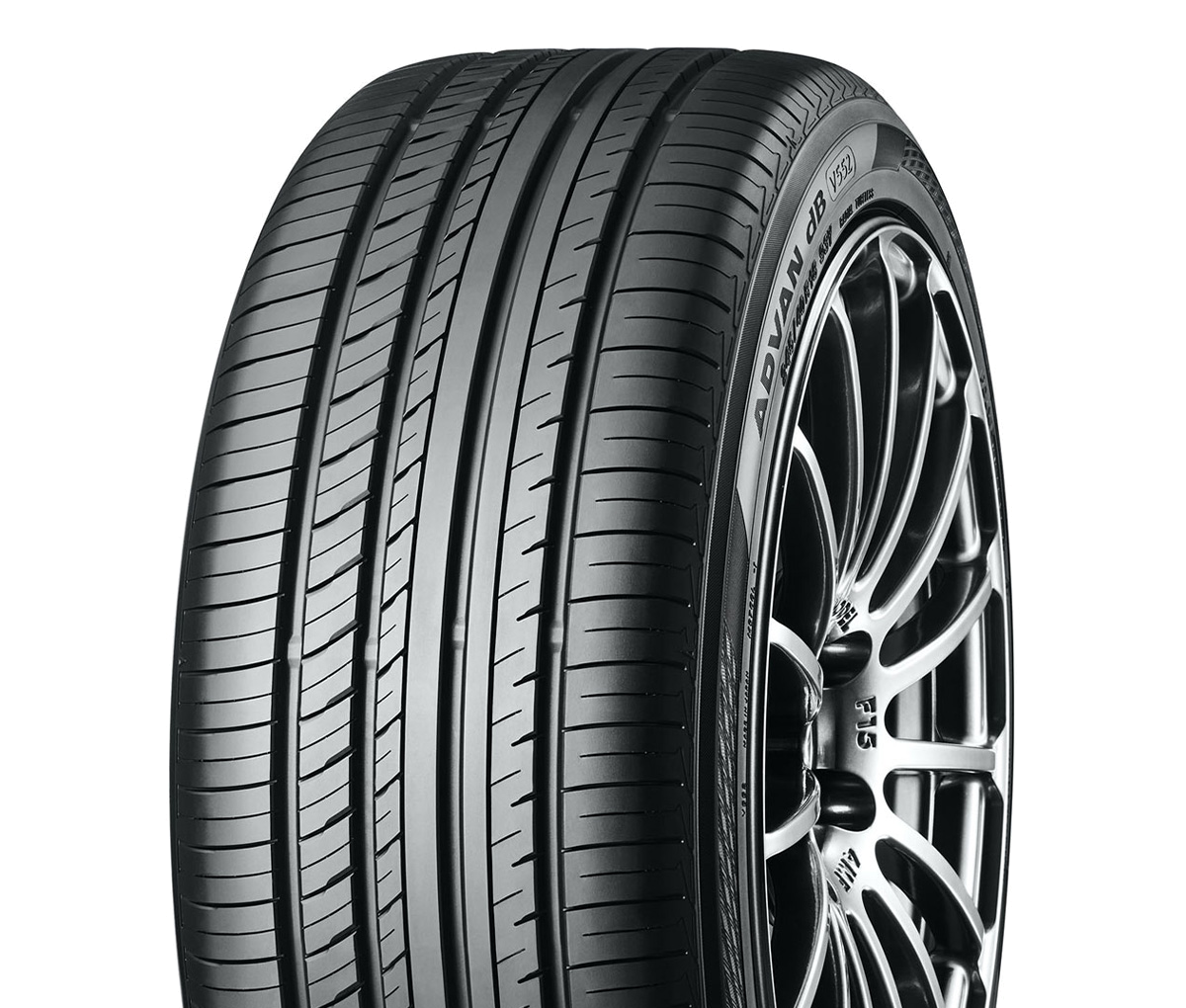 215/55 R17 YOKOHAMA ADVAN dB V552 　ジューク等 アドバンdb 2025年製 ヨコハマタイヤ 215/55R17 94W ADVAN dB